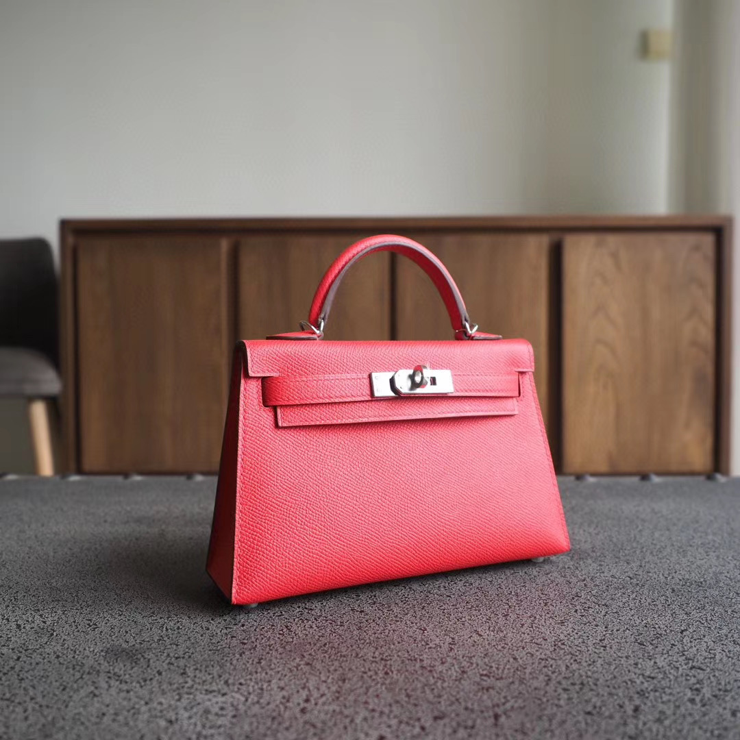 爱马仕官网 Mini Kelly 二代 19CM I6极致粉 Epsom 银扣-白马工坊 | 爱马仕包包定制店 爱马仕官网 Mini Kelly 二代 19CM I6极致粉 Epsom 银扣