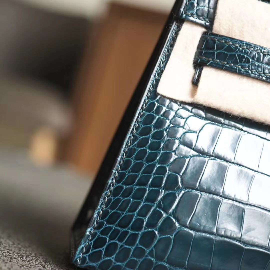 爱马仕 Hermes Mini Kelly 2代  6O柏树绿 亮面方块鳄鱼 金扣