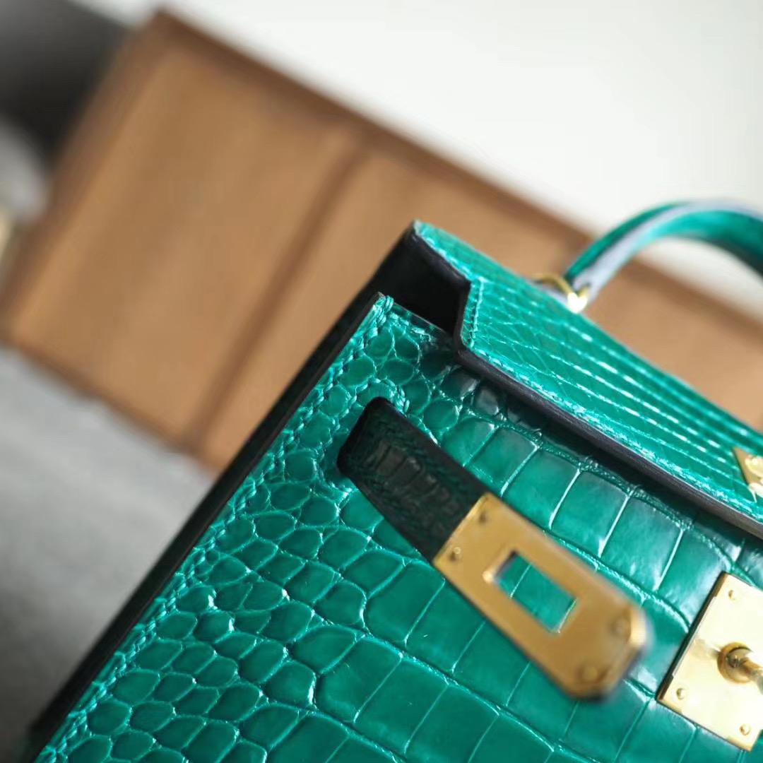 爱马仕 Hermes Mini Kelly 二代 6Q翡翠绿 亮面方块鳄鱼 金扣