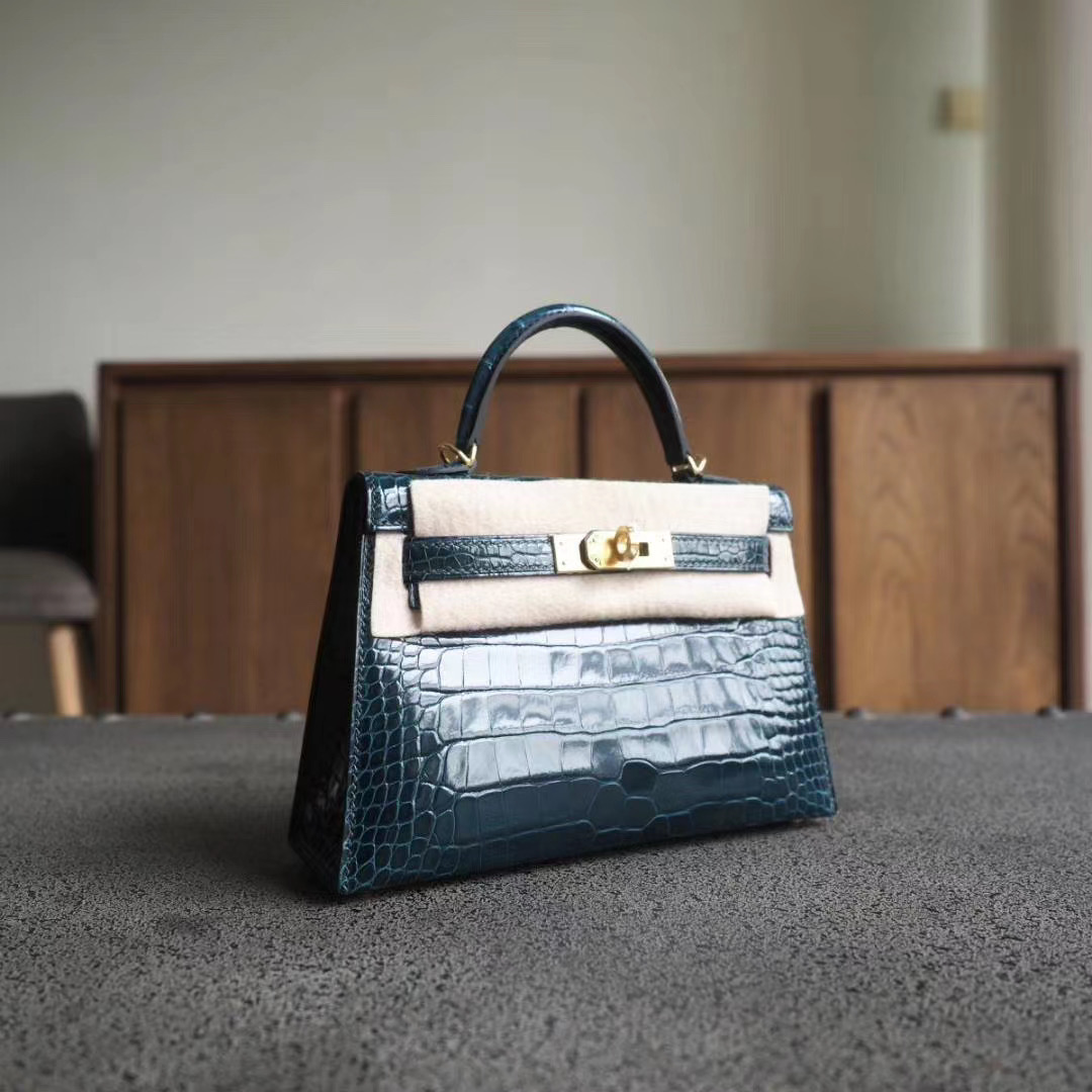 爱马仕 Hermes Mini Kelly 2代  6O柏树绿 亮面方块鳄鱼 金扣