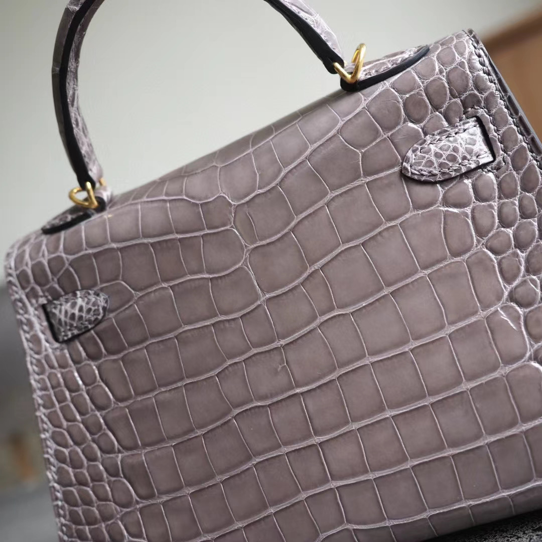 爱马仕 Hermes Mini Kelly 二代  81斑鸠灰 亮面方块鳄鱼 金扣