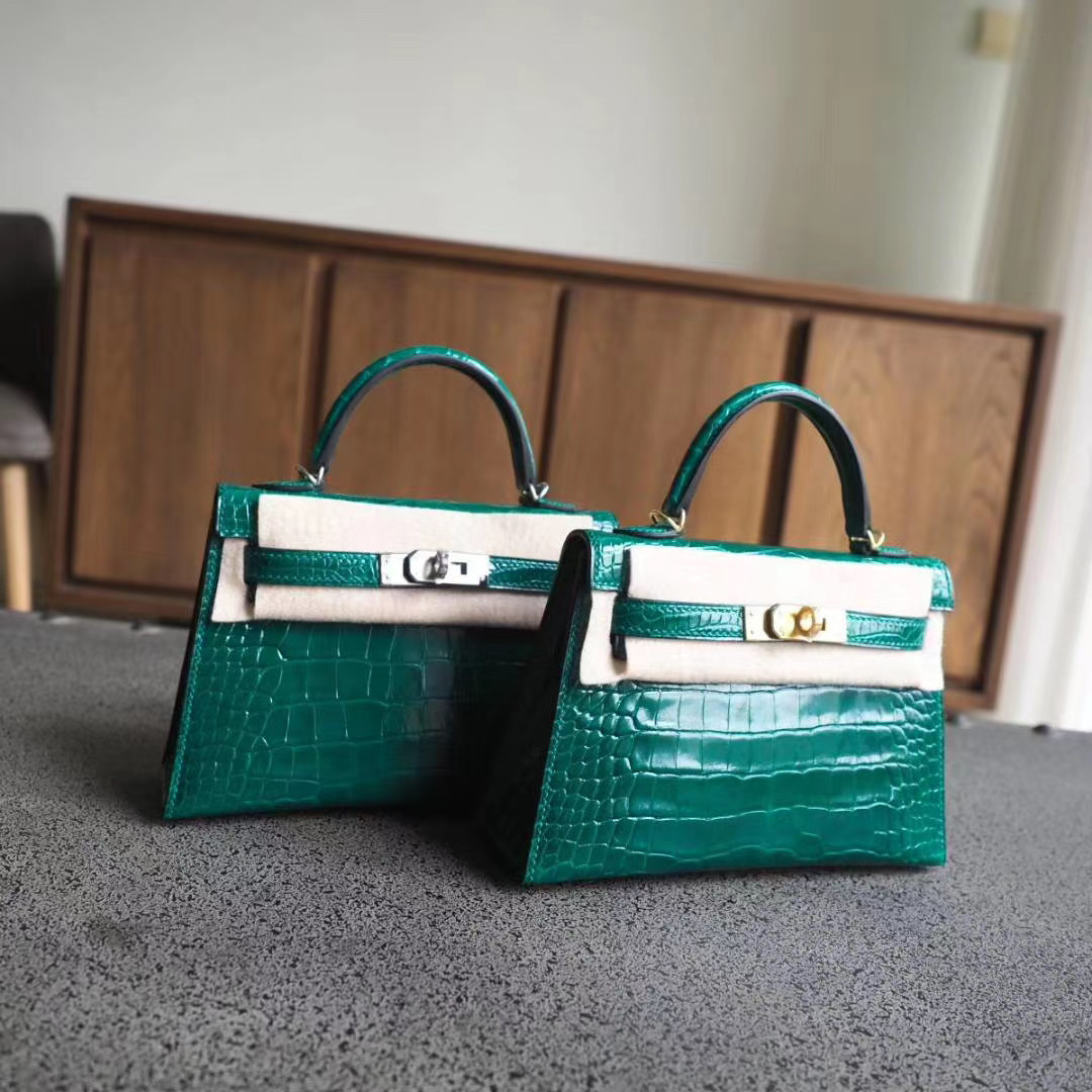 爱马仕 Hermes Mini Kelly 二代 6Q翡翠绿 亮面方块鳄鱼 银扣